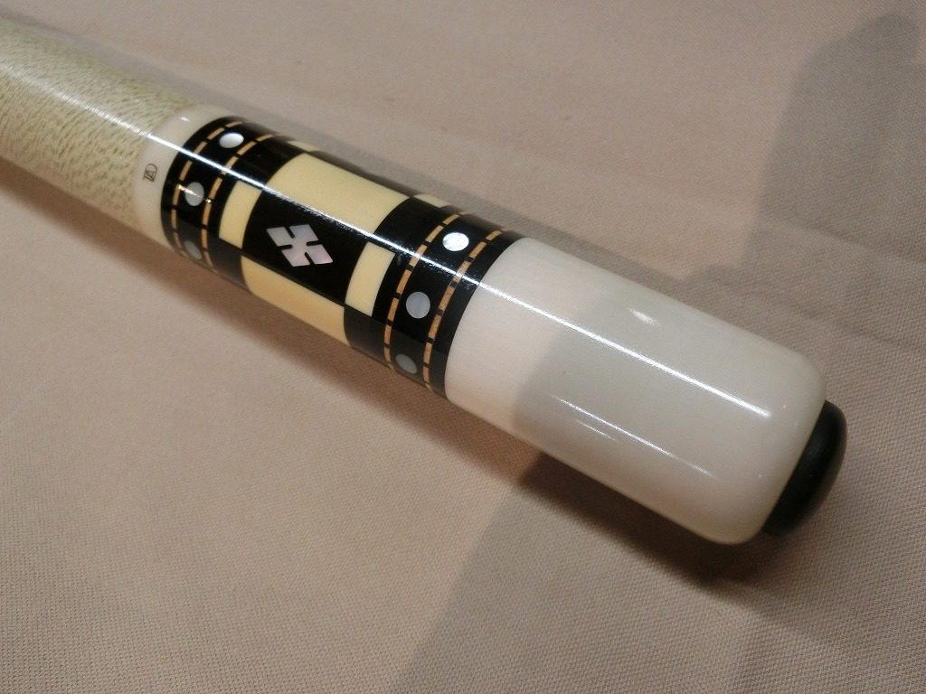 ◇ Tad Custom Cues うすし バーズアイ黒焼きタッド 400番台 18
